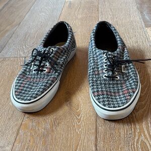 Vans Men's Black and Gray Houndstooth Slip-On Sneakers